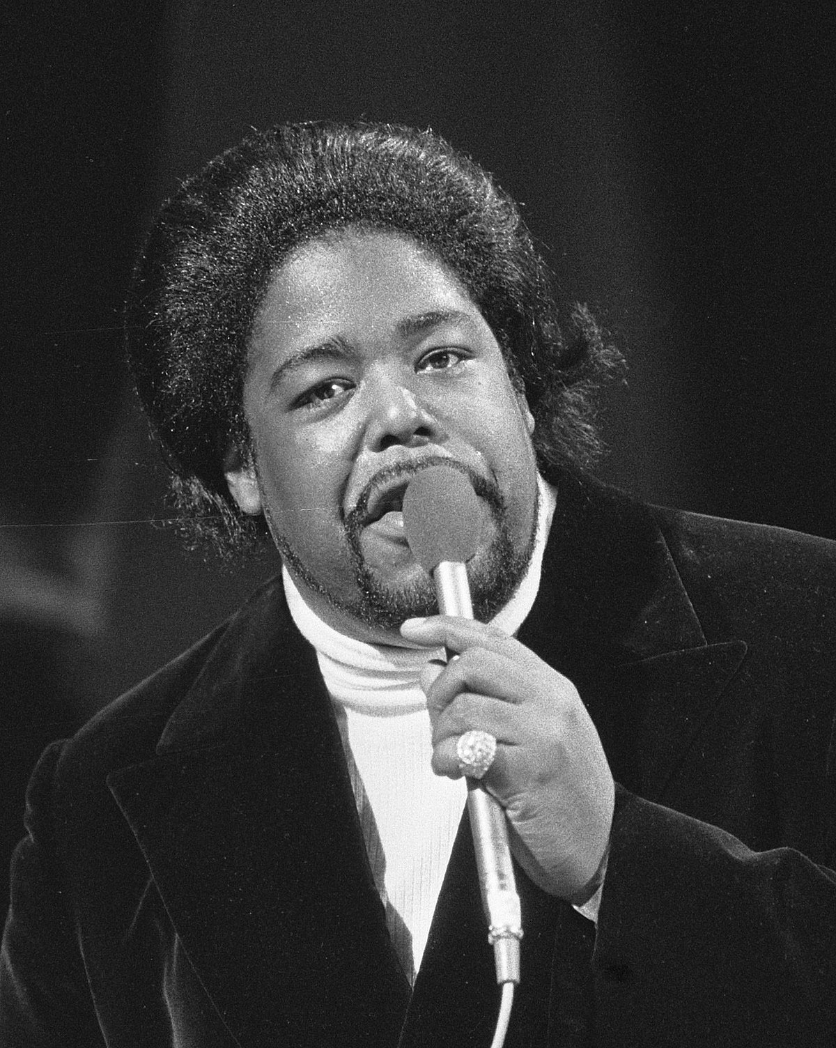 Netflix Finally Unveils the Highly Anticipated Barry White Documentary — “The Untold Story: The Maestro of Love” Featuring Rare Footage, Intimate Reflections, and Iconic Performances, Now Streaming Exclusively on Netflix… Watch Now ⬇️⬇️